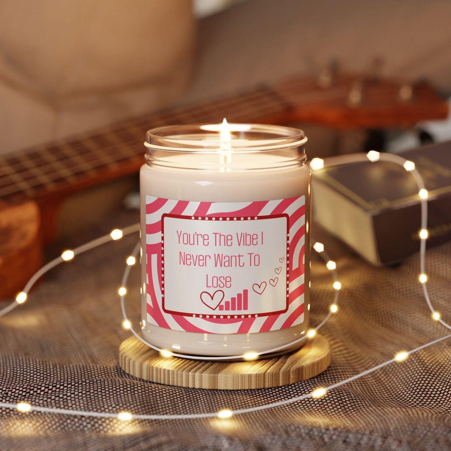 Fun Valentine's Day Gen-Z Aromatic Love Candle Gift for Valentine's Day Heart and Signal Bar Playful Modern Love Candle Design Trendy V-Day Candle Gift