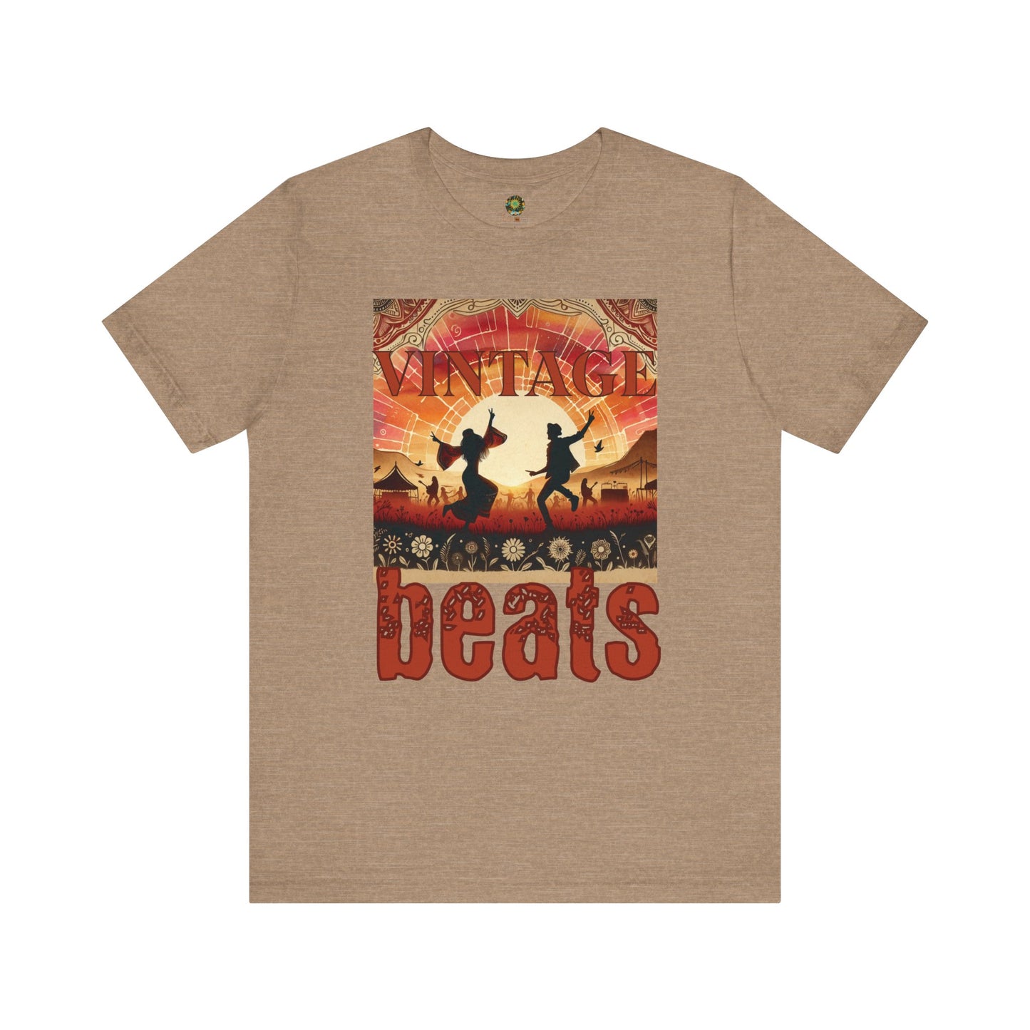 Vintage Beats Festival T-Shirt Trendy Silhouette Dancing Couple Boho Desert Rhythms Top for Music Lovers and Festival-Goers