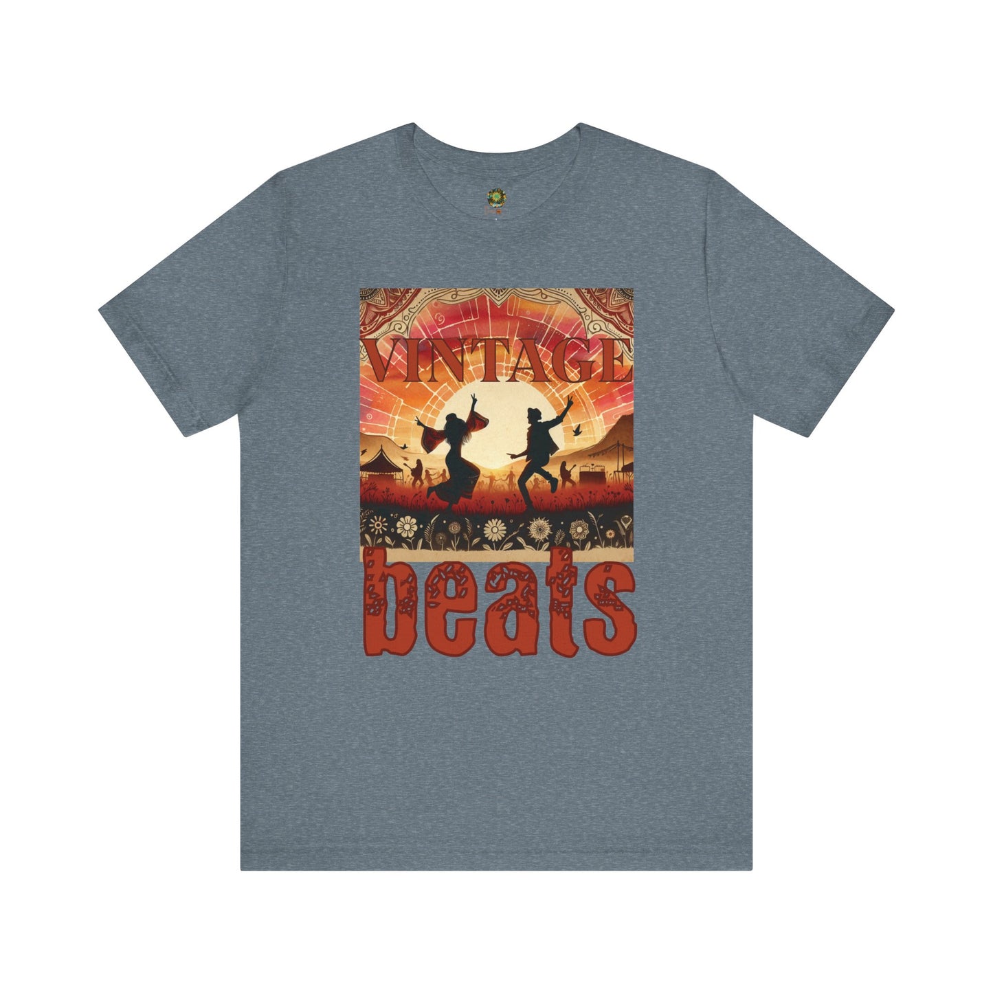 Vintage Beats Festival T-Shirt Trendy Silhouette Dancing Couple Boho Desert Rhythms Top for Music Lovers and Festival-Goers