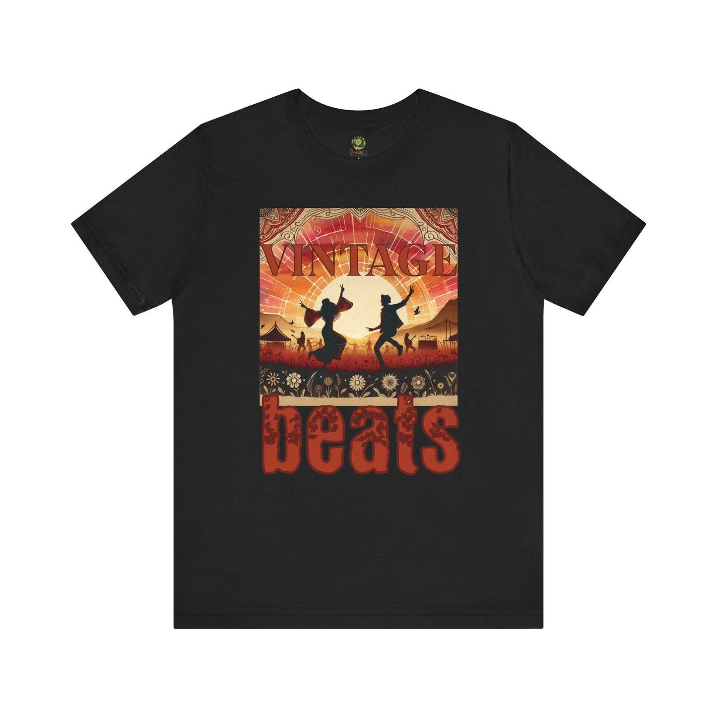 Vintage Beats Festival T-Shirt Trendy Silhouette Dancing Couple Boho Desert Rhythms Top for Music Lovers and Festival-Goers