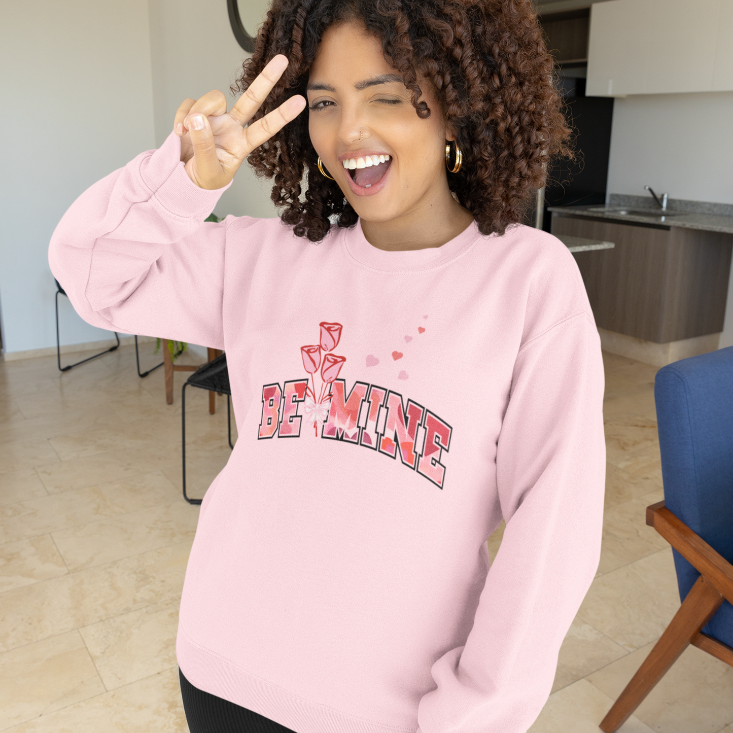 Rose-Themed Valentine Sweatshirt Design Perfect Rose-Bouquet V-Day Outfit Thoughtful Heart And Roses Gift Idea For Lovers Eco-Friendly Winter Wear