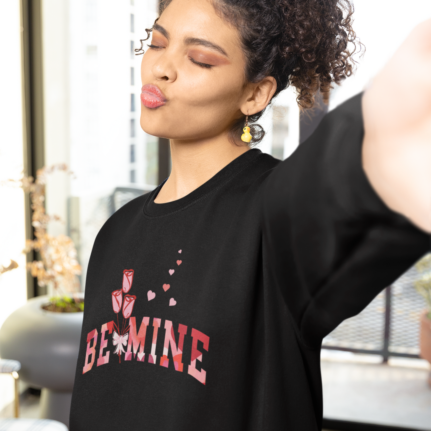 Rose-Themed Valentine Sweatshirt Design Perfect Rose-Bouquet V-Day Outfit Thoughtful Heart And Roses Gift Idea For Lovers Eco-Friendly Winter Wear