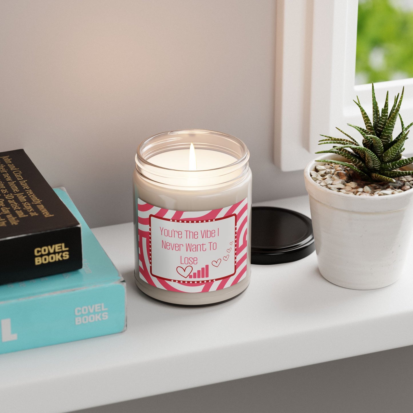 Fun Valentine's Day Gen-Z Aromatic Love Candle Gift for Valentine's Day Heart and Signal Bar Playful Modern Love Candle Design Trendy V-Day Candle Gift