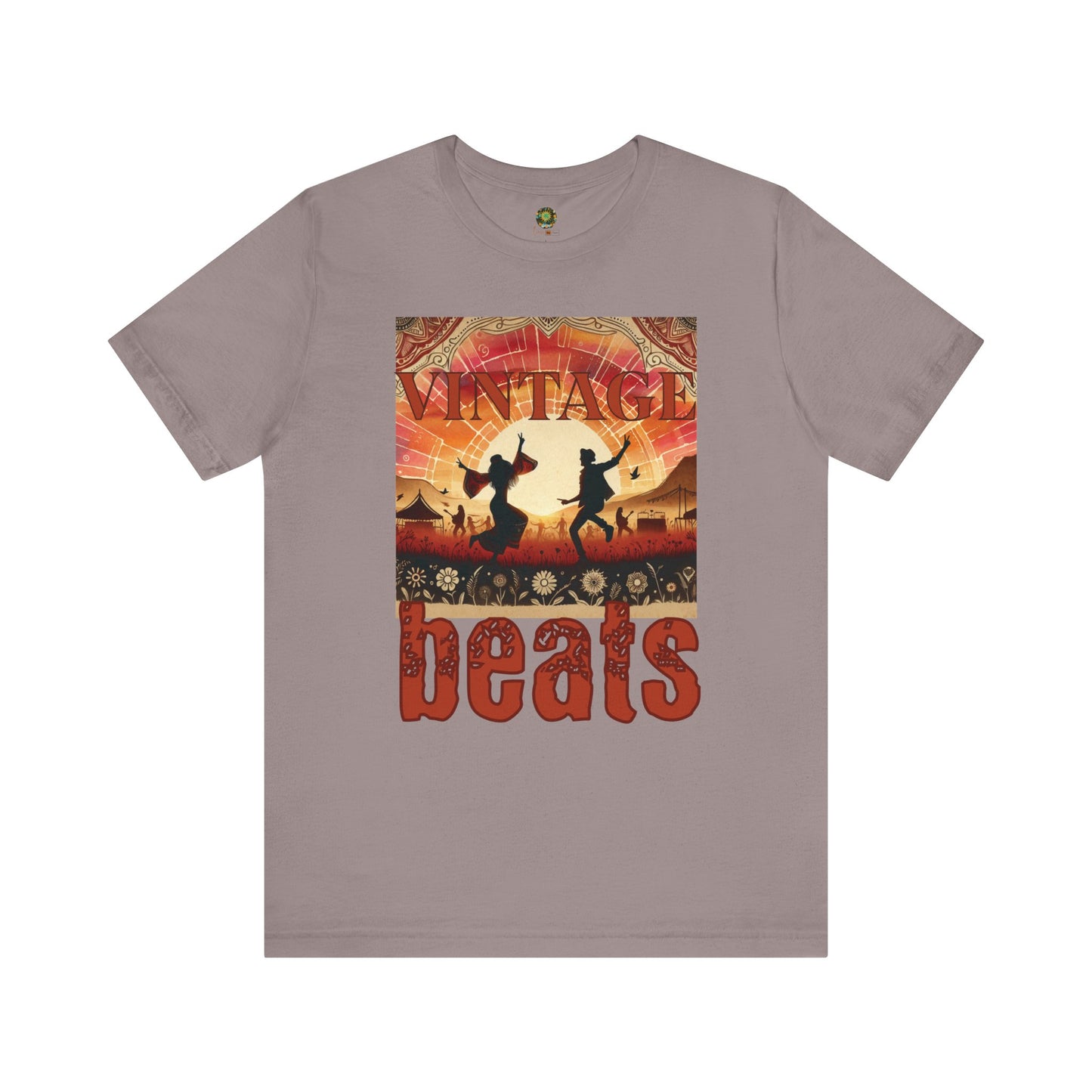 Vintage Beats Festival T-Shirt Trendy Silhouette Dancing Couple Boho Desert Rhythms Top for Music Lovers and Festival-Goers