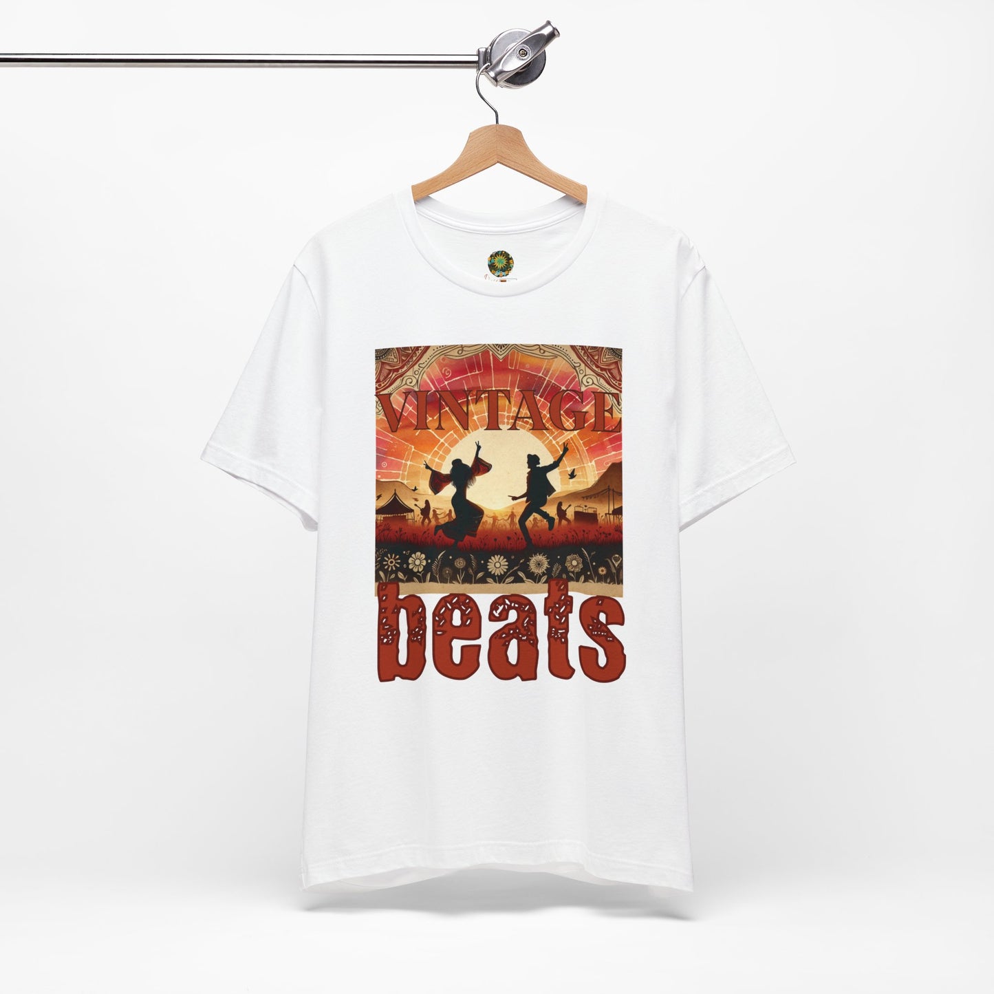 Vintage Beats Festival T-Shirt Trendy Silhouette  Dancing Couple Boho Desert Rhythms Top for Music Lovers and Festival-Goers