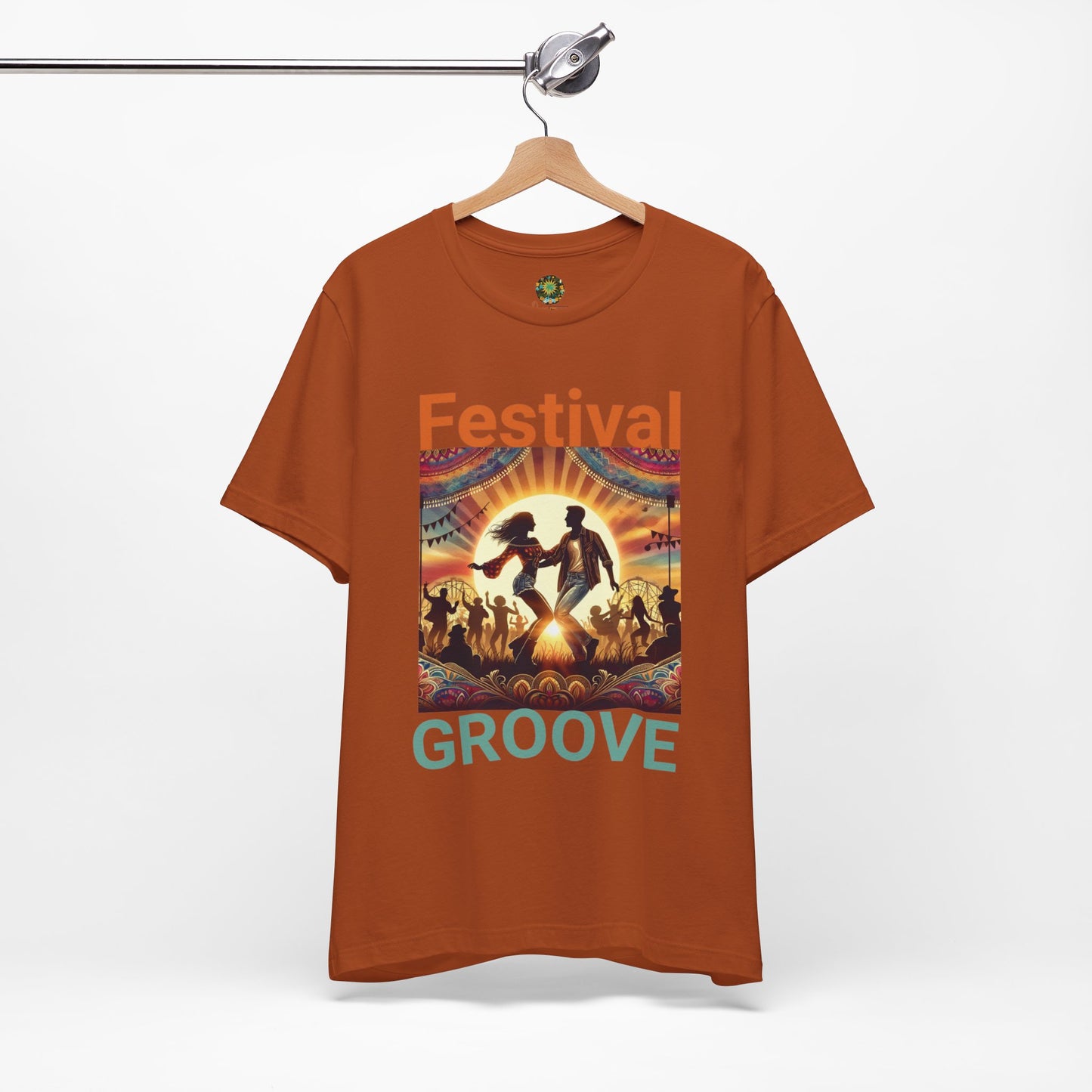 Festival Silhouette T-Shirt Trendy Festival Groove Top for Festival-Goers Dancing Couple Tee for Music Lovers Boho Style Dance Party