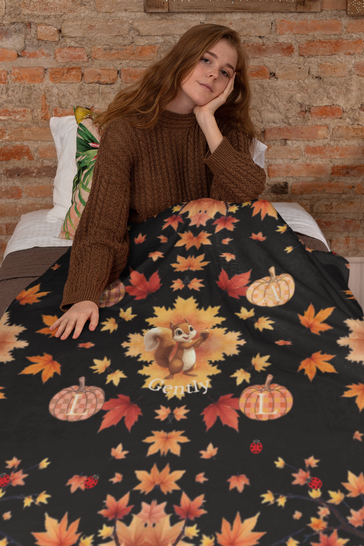 Fall Gently Velveteen Plush Blanket | Cozy Autumn Squirrel & Pumpkin Throw