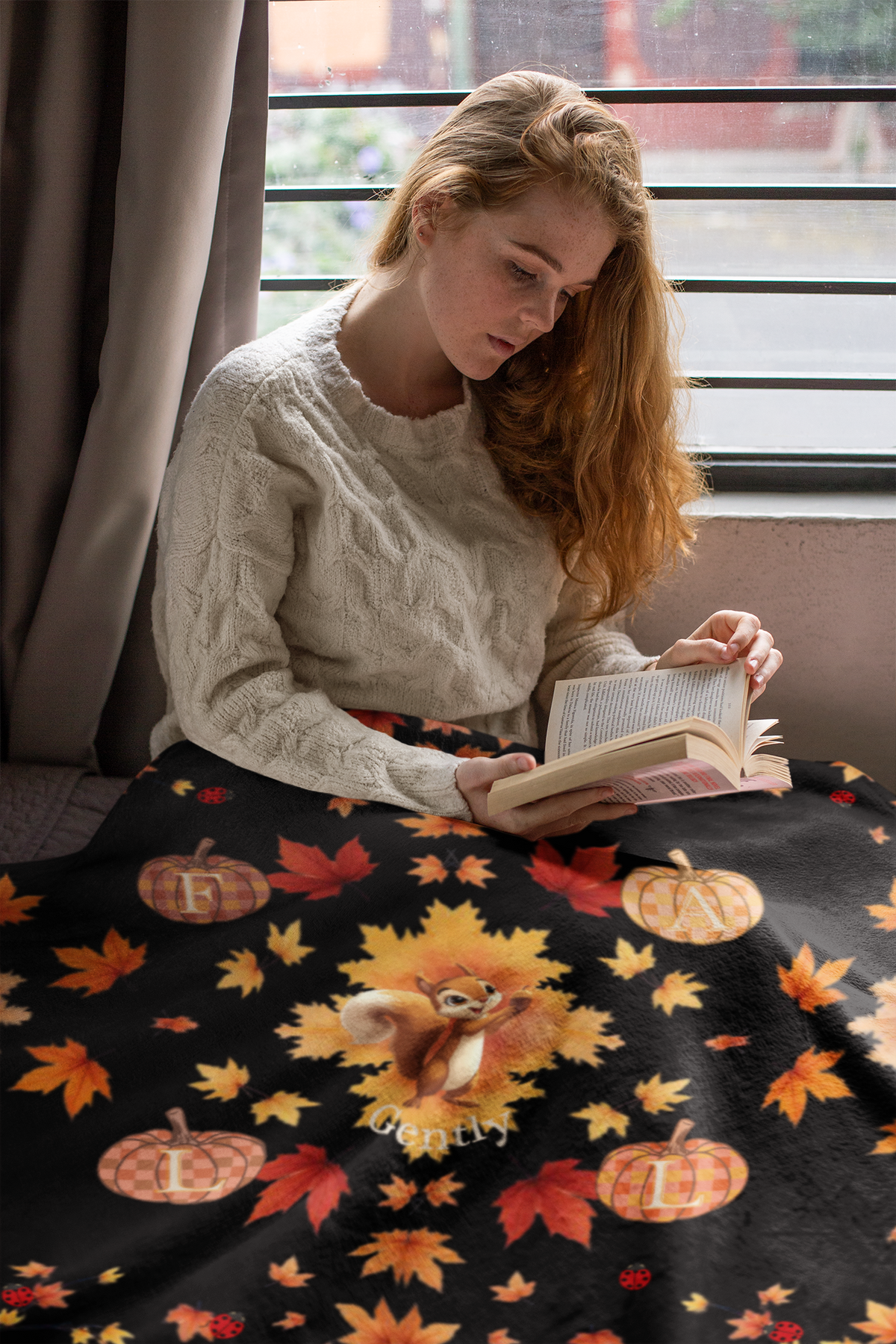 Fall Gently Velveteen Plush Blanket | Cozy Autumn Squirrel & Pumpkin Throw