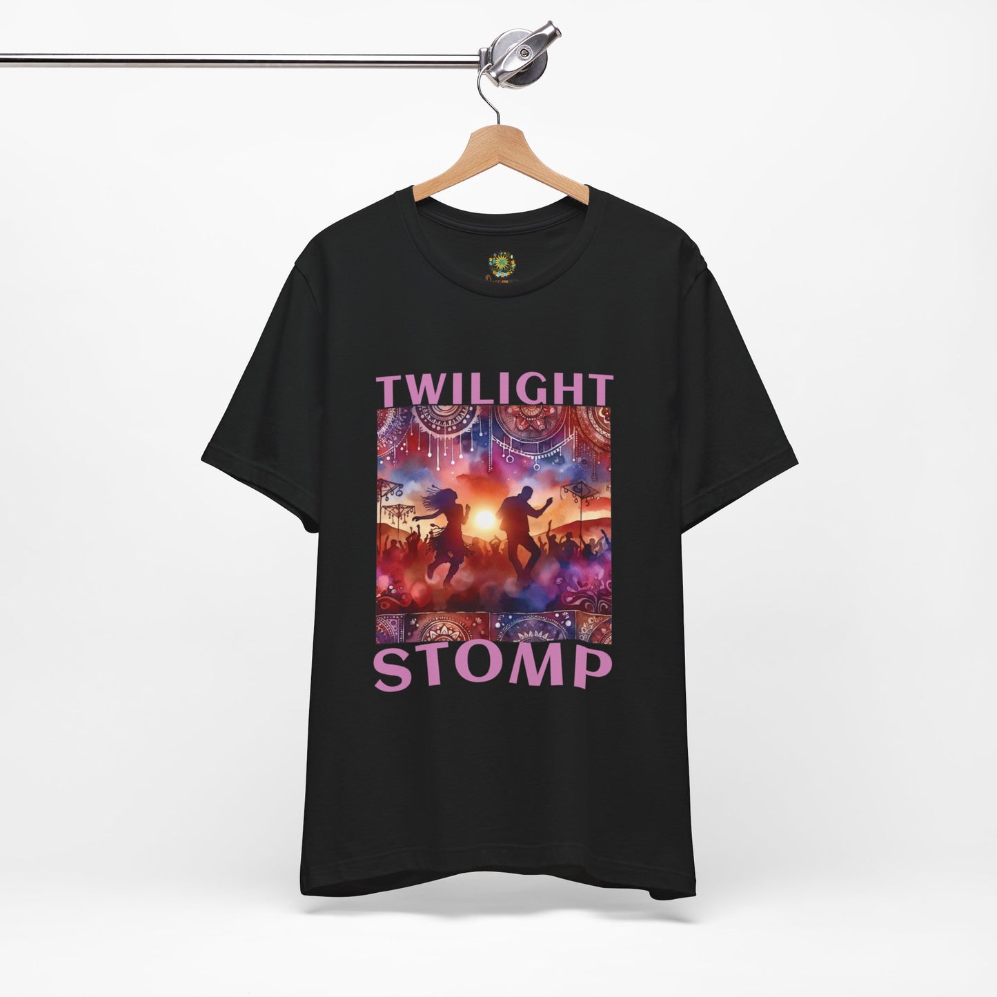 Trendy Boho Festival T-Shirt Trendy Twilight Stomp Top for Music Lovers Dancing Couple Tee for Festival-Goers